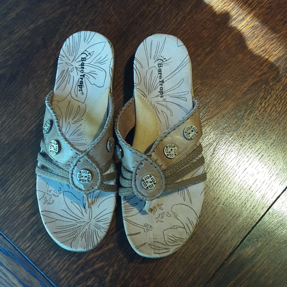 Bare Traps sandles